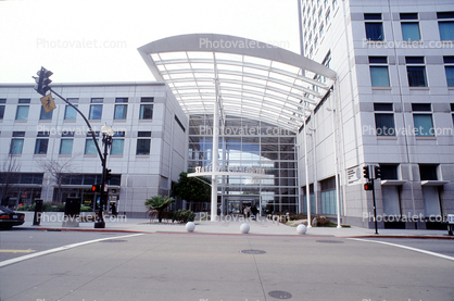 Elihu Harris California State Office Building, highrise, wing foil, entrance
