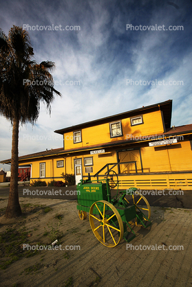 Shafter Depot Museum, railroad station, building, Shafter, Kern County