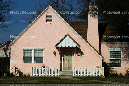 Trees, fence, home, house, housing, single family dwelling unit, building