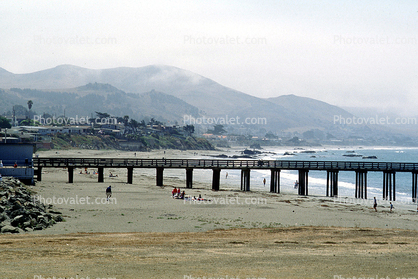 Cayucos Pier, Central California Coast, Pacific Ocean, Beach, Sand