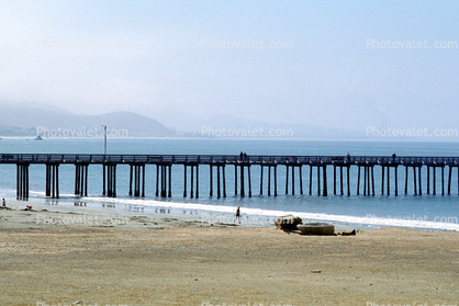 Cayucos, Pier, Central California Coast, Pacific Ocean, Beach, Sand
