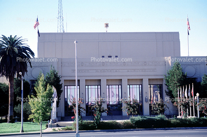 Fresno Memorial Auditorium, building