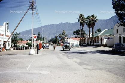 Ojai, CalTex Gas Station, 1950s