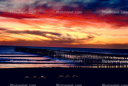 Pacific Ocean, Pier, Waves, Sunset, Sunclipse, Oceanside