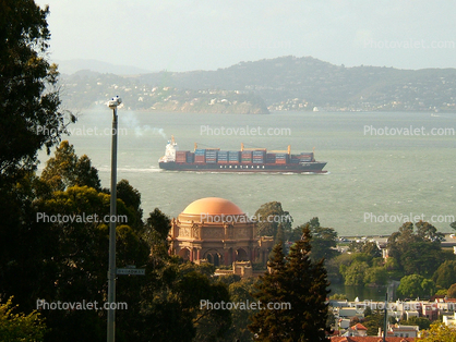 view from Lyon Street, Pacific Heights, Pacific-Heights