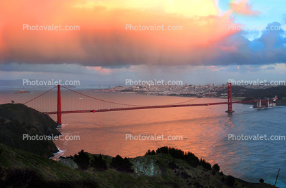 Golden Gate Bridge, Panorama, Sunset and Cumulus Cloud