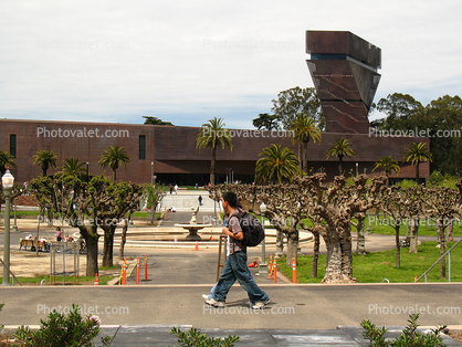 DeYoung Museum and the Inverted Pyramid Tower, Water Fountain, aquatics