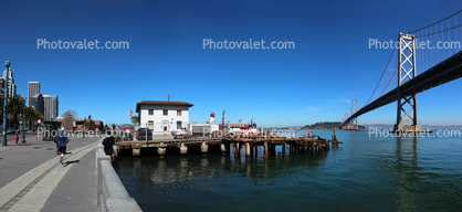 The Embarcadero, SFFD Pier, fireboat
