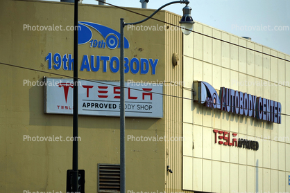 Tesla, Auto Body Center