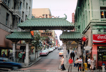 Chinatown Gate, Bush and Grant streets, cars