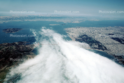 fingers of fog, Golden Gate Bridge