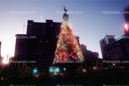 Union Square, Christmas Tree, downtown, downtown-SF