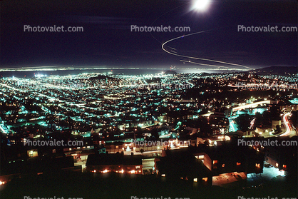 Night, nighttime, Castro District, Potrero Hill, jet light trails