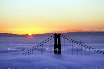 Golden Gate Bridge, Sunrise
