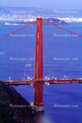 Golden Gate Bridge