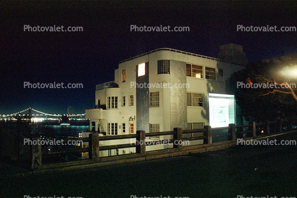 Building, Night, nightime, Exterior, Outdoors, Outside, Nighttime