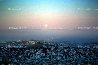 Moonrise over the Eastbay hills, Gantry Crane, from Twin Peaks