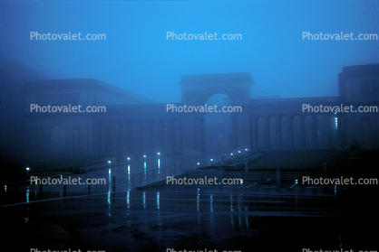 Palace of the Legion of Honor in the fog, Twilight, Dusk, Dawn