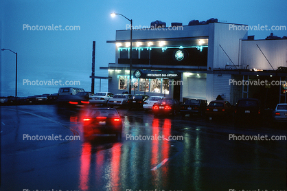 old Cliff House in the rain, Twilight, Dusk, Dawn, Cliff-House, cars, evening, road
