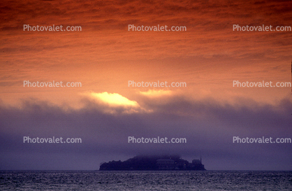 Alcatraz Island under the fog, Clouds, Sunset