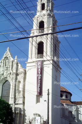 Pray For Peace Banner