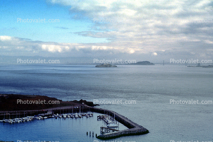 marina, harbor, docks, boats, Marin County, December 1977, 1970s