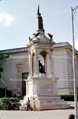 old Academy of Sciences, monument, statue, September 1965, 1960s