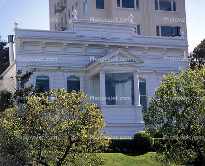 2475 Pacific Avenue, Pacific Heights, Pacific-Heights, Between Fillmore and Steiner