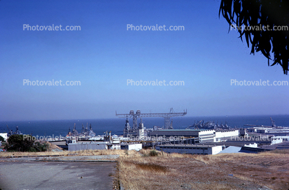 Hunters Point Shipyard, Gantry Crane, piers, docks, USN, June 1963, 1960s