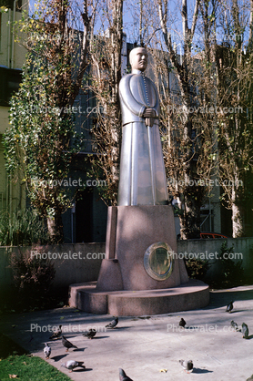 Statue, Sculpture, December 1963, 1960s