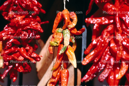 Ristra, Hanging Chili Pepper Pods, chili peppers, Jalapenos