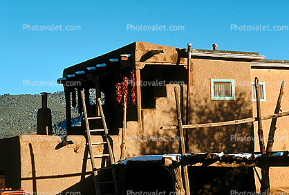 Ladder, Pueblo de Taos