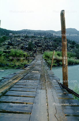 One Lane Wooden Bridge, Rio Grand River, Dixon