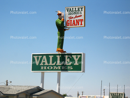 The Home Giant, Valley Homes, Pahrump