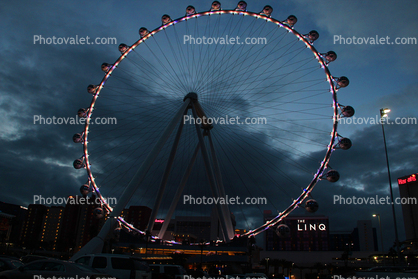 The Linq, Carousel, evening