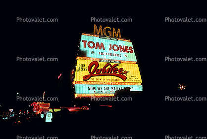 MGM Grand Hotel, Tom Jones, Night, Nighttime, Neon Lights