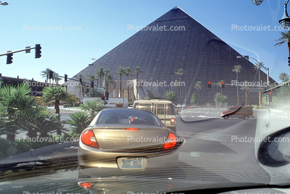 Pyramid, Hotel, Casino, building, Cars, automobile, vehicles