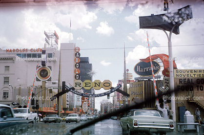 Reno Sign, Signage, Arch, Downtown, Cars, vehicles, Automobile, Rain, Harrah's, Harold's, 1970, 1970s