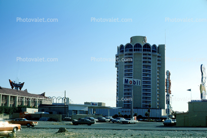 Mobil Gas Station, Sands Hotel, Tower, Hotel, Casino, building, Cars, vehicles, Automobile, 1960s