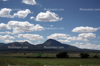 Sleeping Ute Mountain, Laccolith rock, clouds