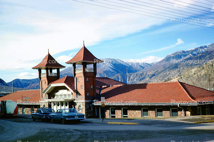 Glenwood Springs Train Depot, landmark building, 1960s