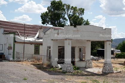 Dilapitaded Gas Station, Ruin, Delta Utah