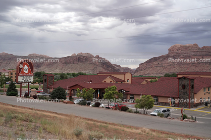 Archway Inn, Building