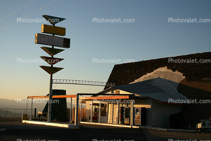 Kozy Trailer Park, Route 66, Valle Vista, Arizona, old gas station building