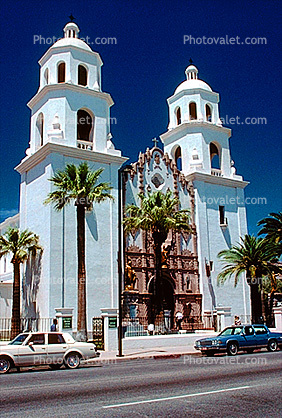 St Augustine Cathedral, Roman Catholic, Diocese of Tucson, Twin bell towers, cars