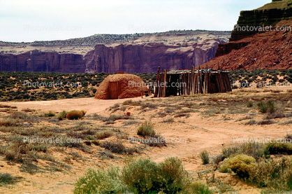Hogan, Mountains, building, Monument Valley