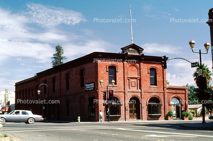 Brick Building, Downtown Pleasanton, landmark, 10 August 1983
