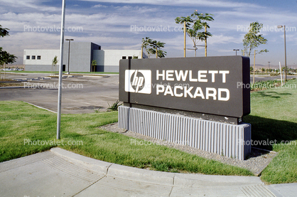 Hewlett Packard sign, 23 August 1983