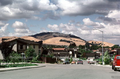 Houses, homes, street, suburban, urban sprawl, Buildings, 23 September 1983