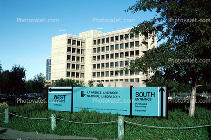 Lawrence Livermore National Laboratory, signage and building, 21 November 1983